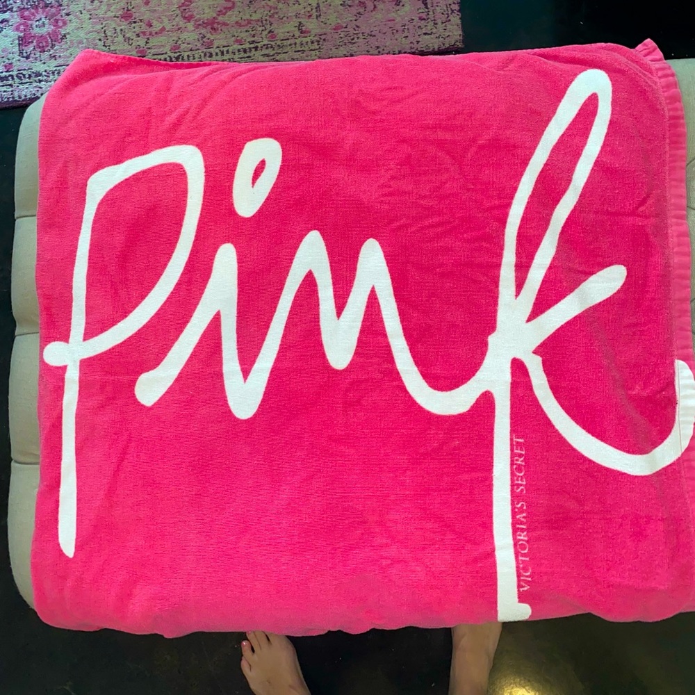 Rare Vintage VS “LOVE PINK” Long Beach Towel